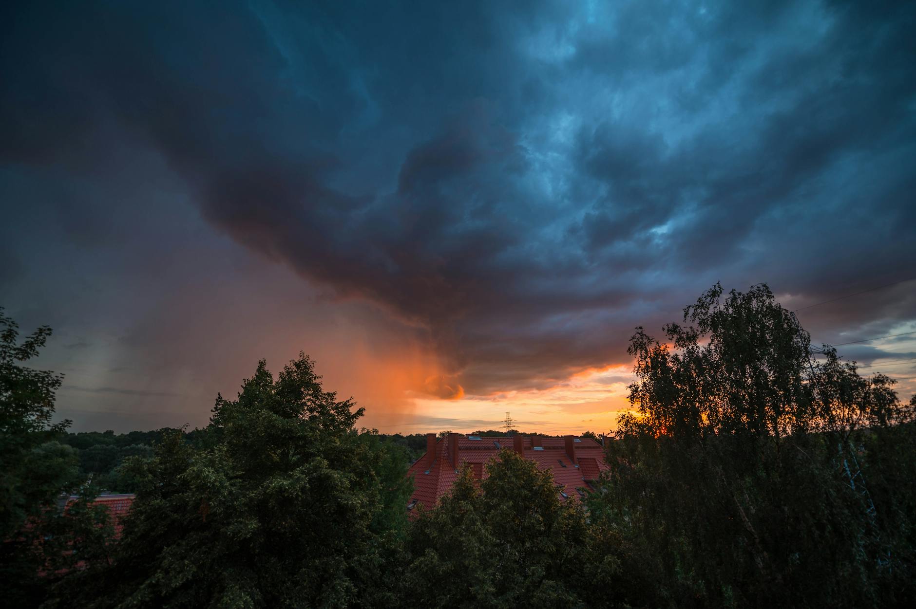 Już za 10 dni: Meteorologiczne lato w Podkowie Leśnej. Jak się schłodzić?